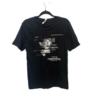 Taylor Swift Reputation Tour Tee